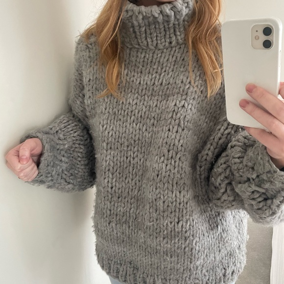 Chunky oversize knit sweater (medium) - Picture 6 of 6